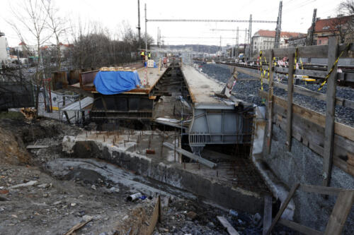 NK mostu přes ulici Vršovická/Otakarova před úpravou.